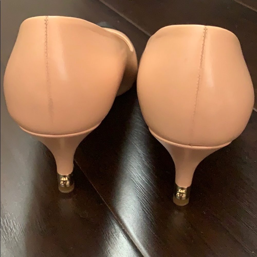 Authentic Chanel leather pearl NEW heels size 38 - Picture 9 of 16